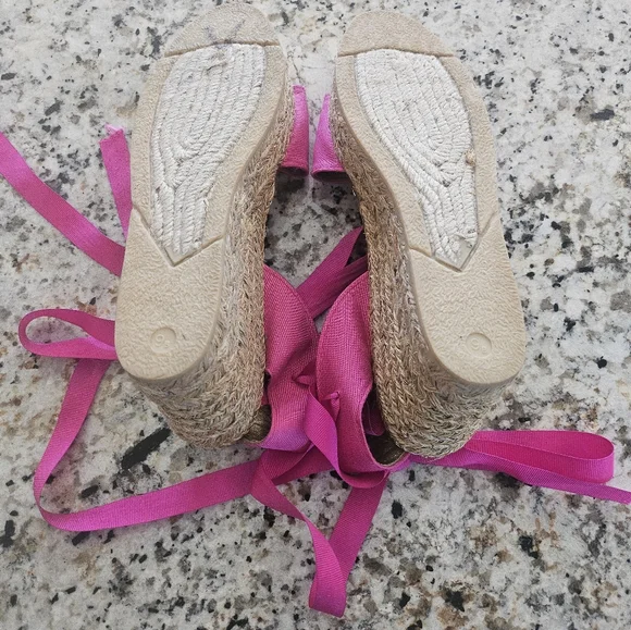 SOLD....Yves Saint Laurent Pink Wedge Sandals - Picture 11 of 12